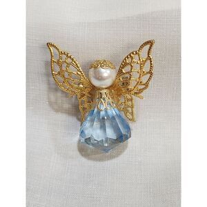 March Birthstone Angel Themed Pin Brooch Goldtone, Pearl, Lt Blue Color Crystal